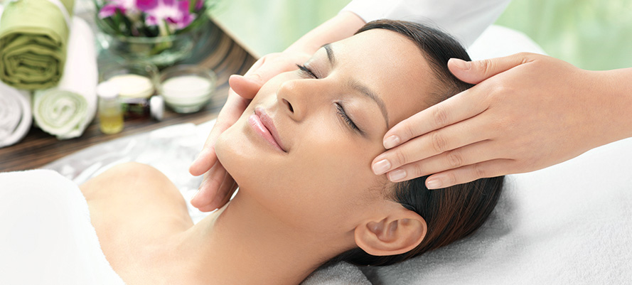 Facial treatment in salons